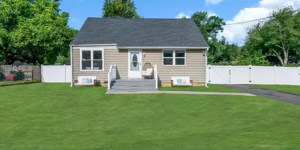 56 Howard Avenue