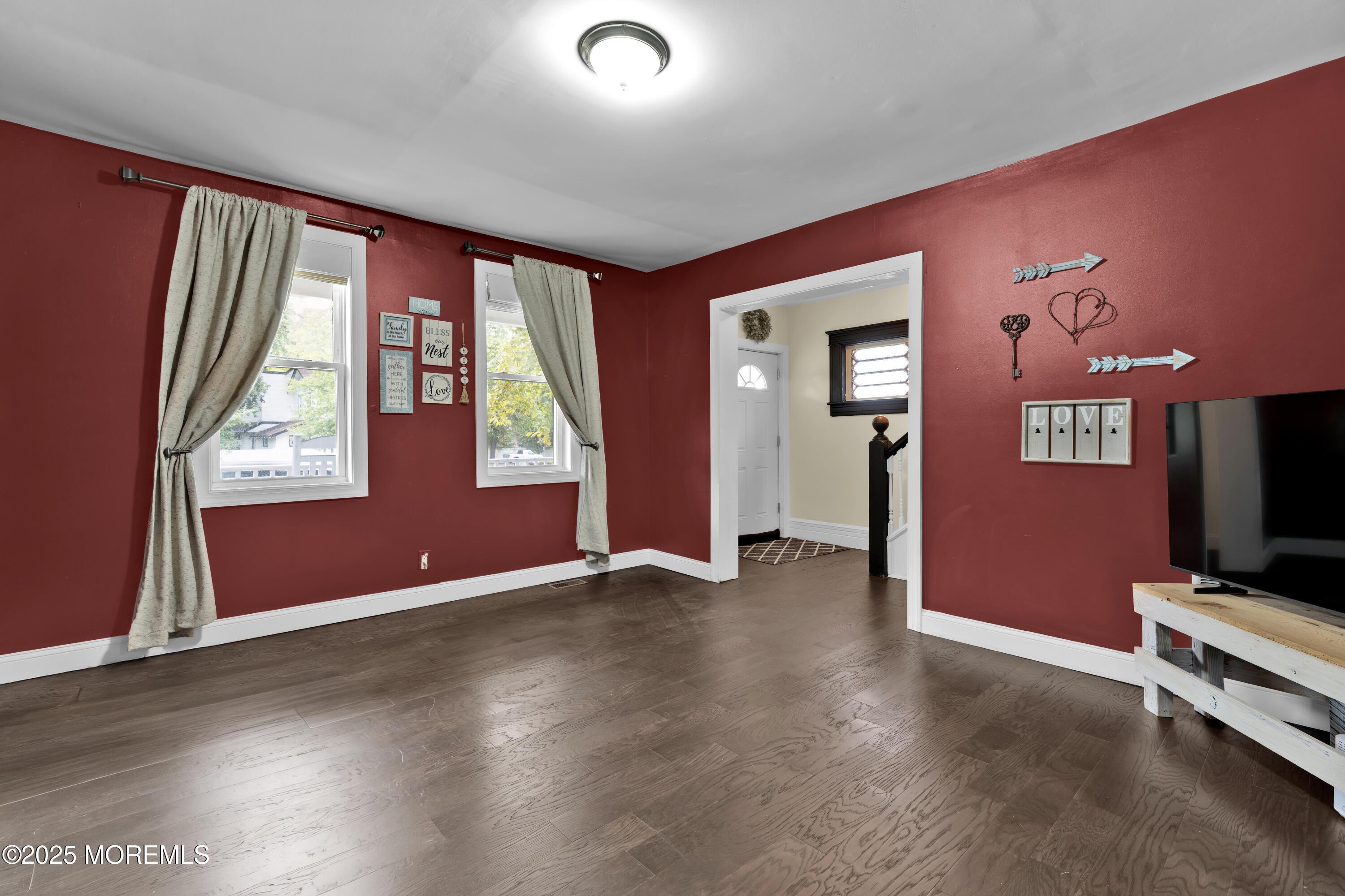 Image 4: MK_01334 Maryan Khomych