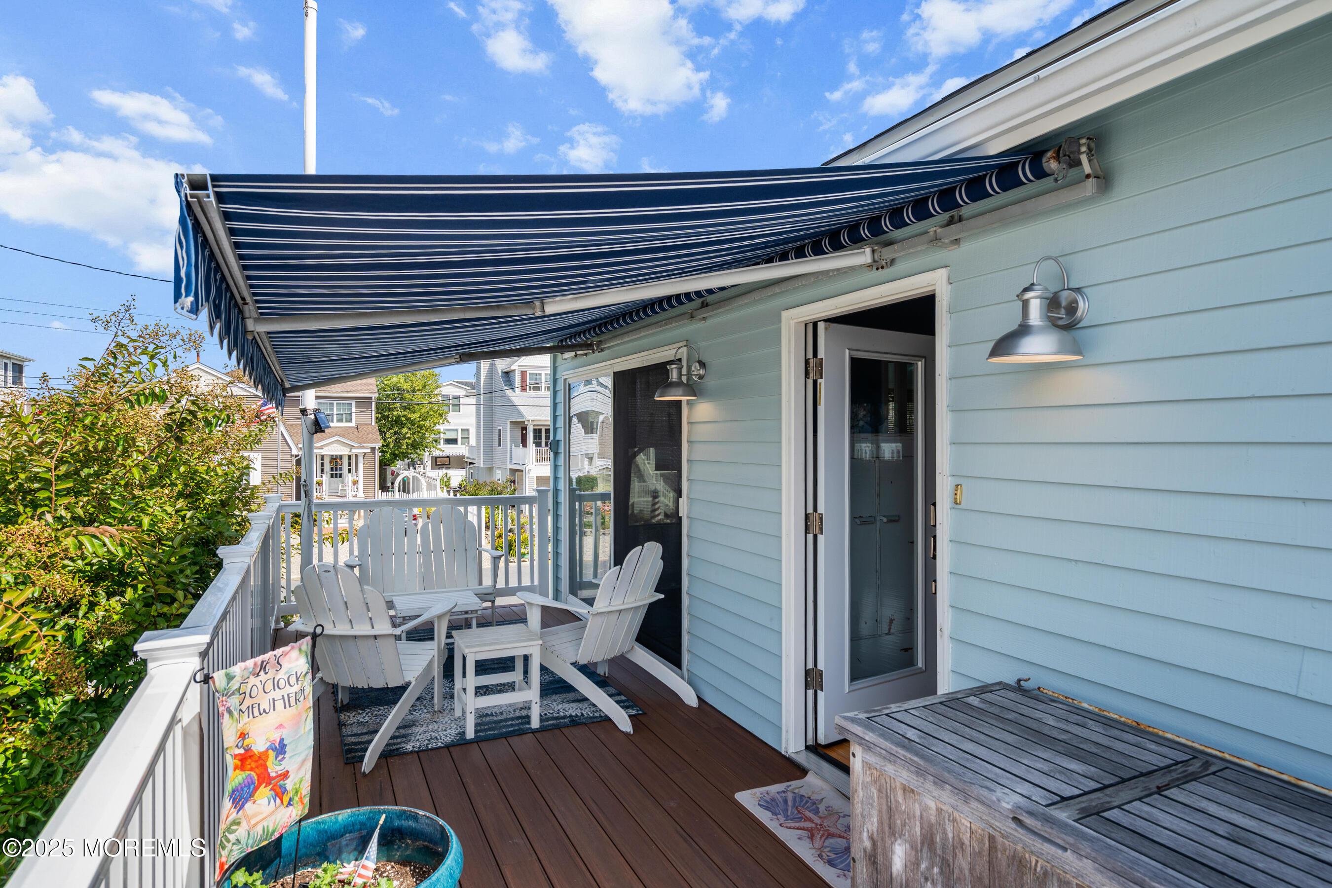 Image 3: 05-Front Porch