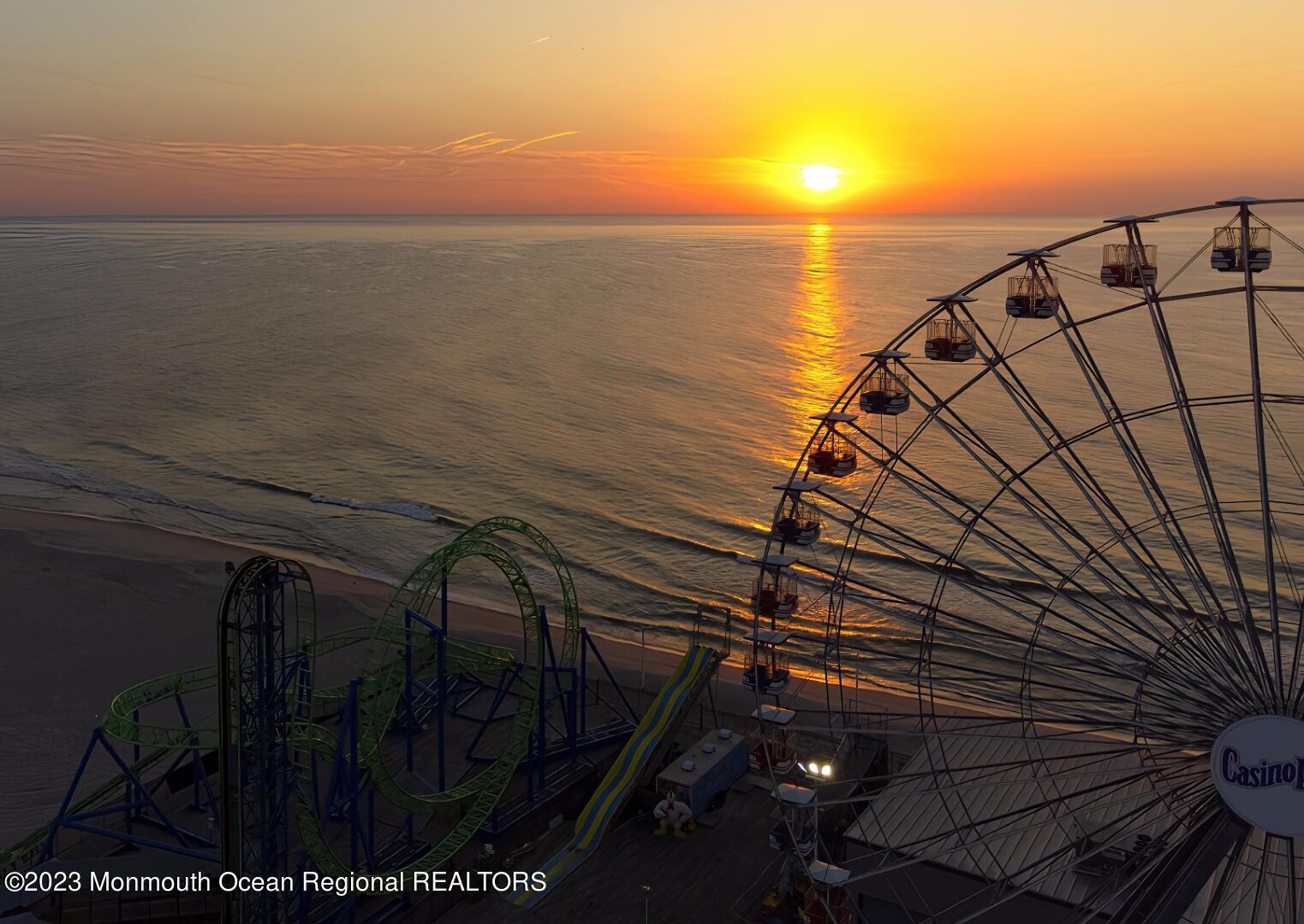 Image 3: Photo Ferris Wheel Sunrise 6-1-23