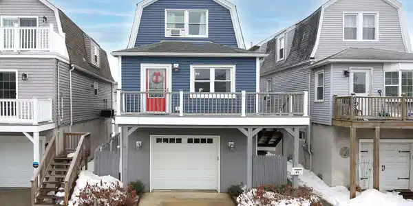 61 Barberie Avenue