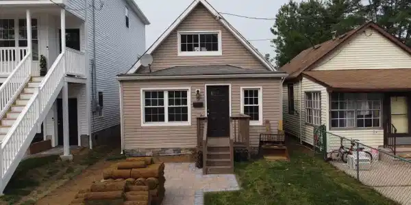9 Woodland Avenue