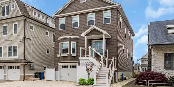 227 South Court