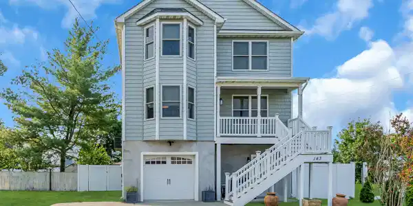 143 Henry Street