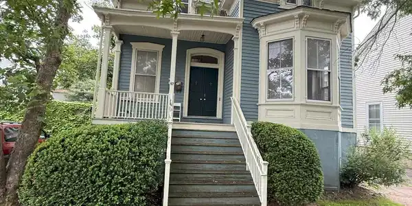 62 Washington Street