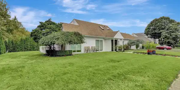 Image 4: 04-Front of Home