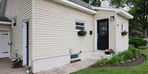 Image 3: 117 Grand P
