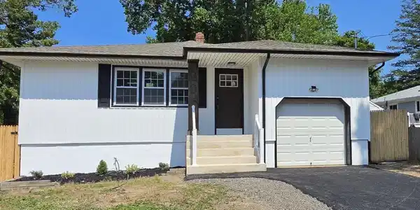 29 Wayside Drive