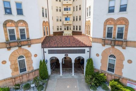 400 Deal Lake Drive Unit 2C