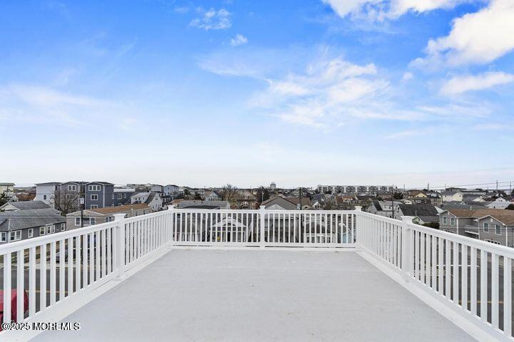 Image 4: 244 roof deck