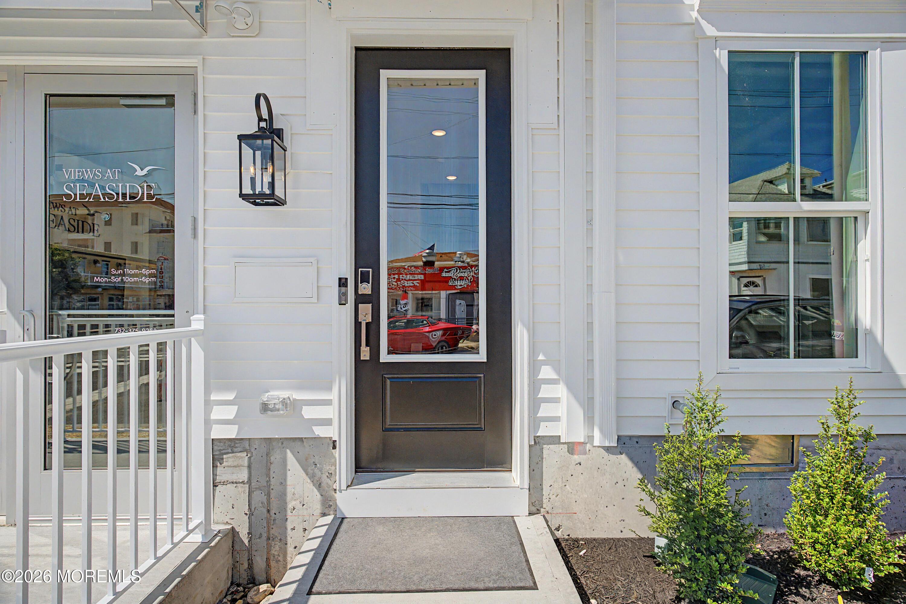 Image 3: 100 Blvd #20 (2)