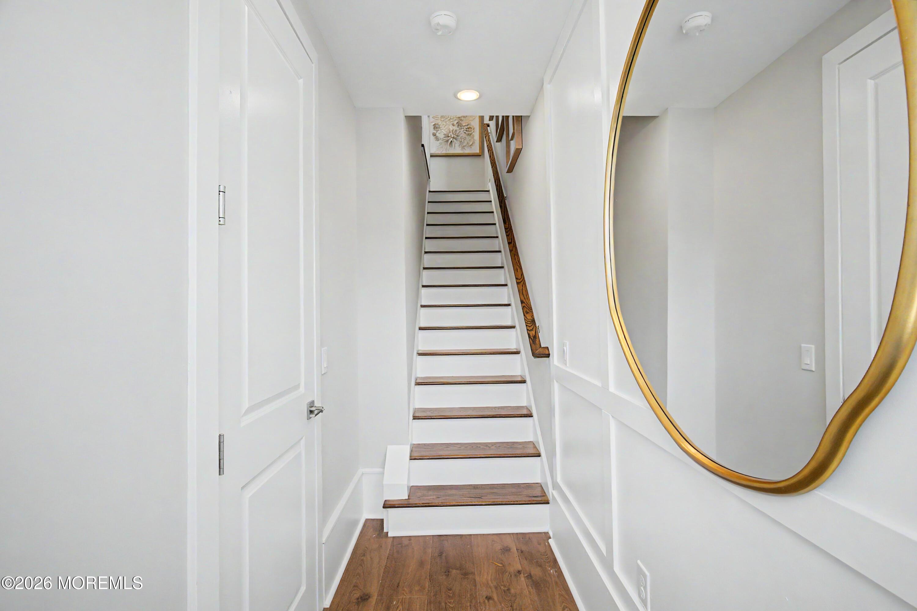 Image 4: 100 Blvd #20 (3)