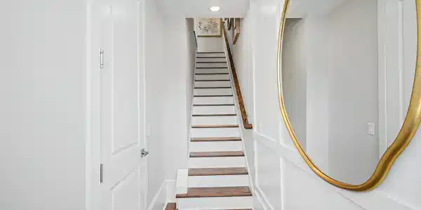 Image 4: 100 Blvd #20 (3)
