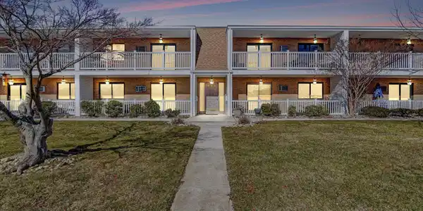 119 Avery Avenue Unit B5