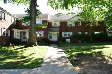 63 Manor Drive
