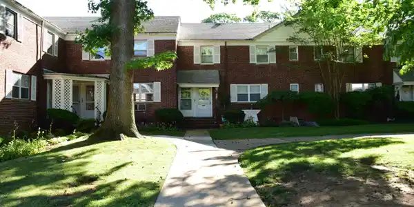 63 Manor Drive