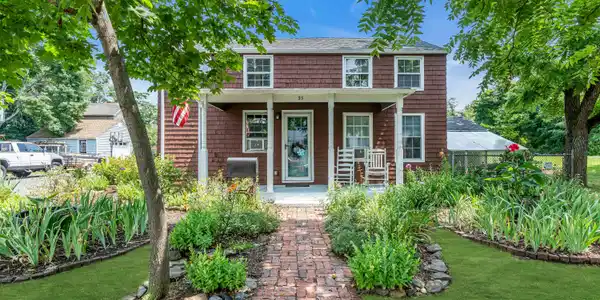 33 Manchester Avenue
