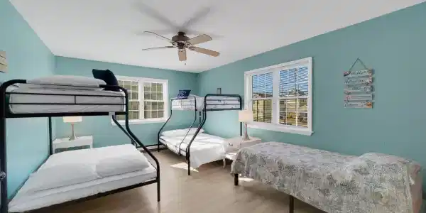 34 E Beach Way