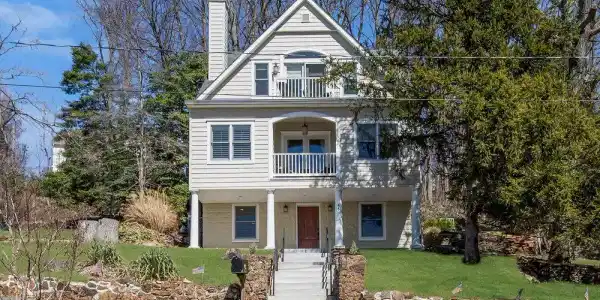 46 Mountainside Avenue