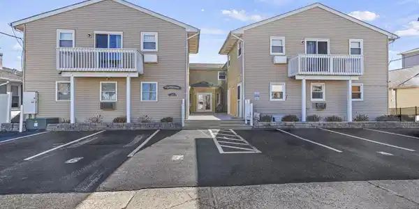 217 Hiering Unit 3