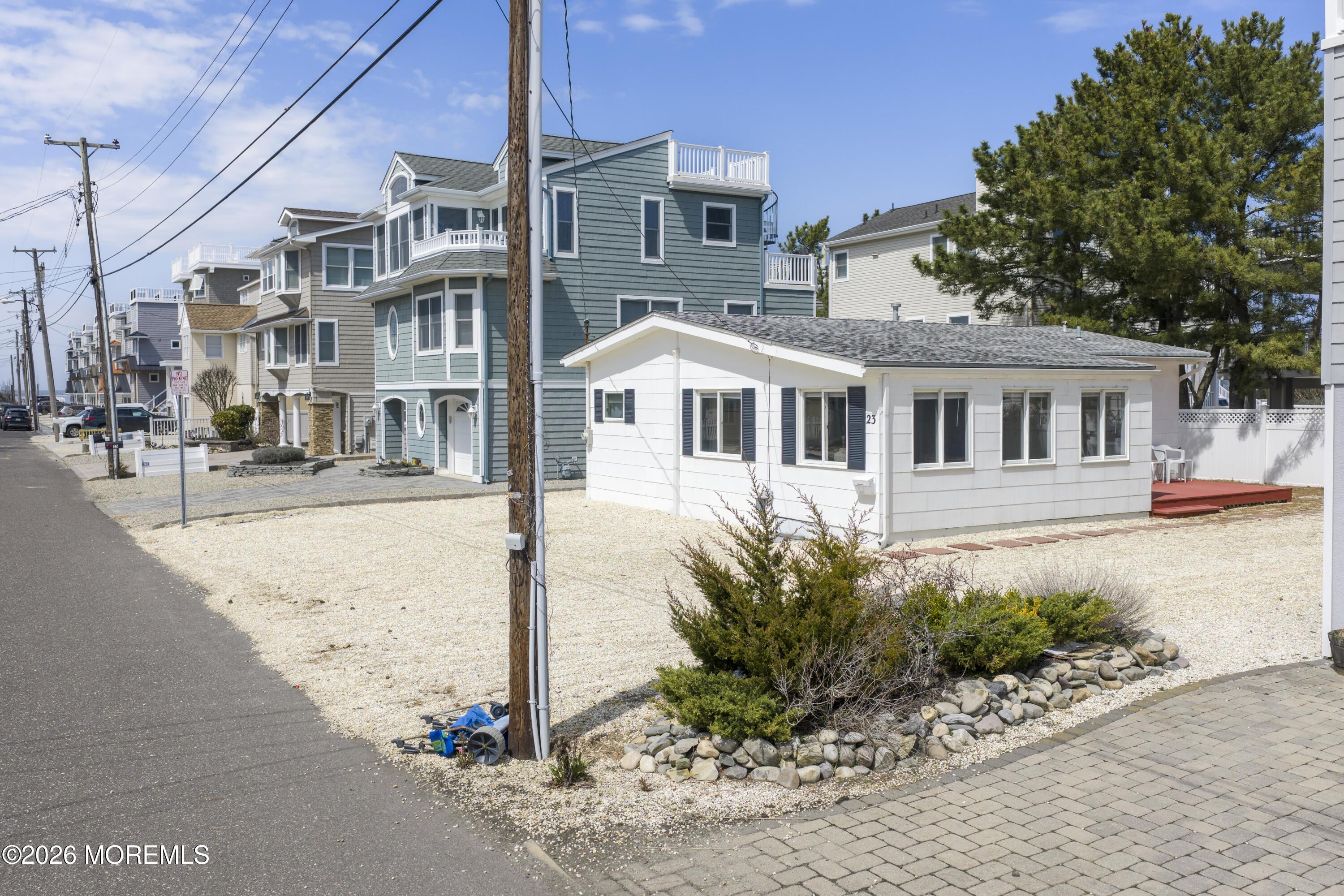 Image 2: 23_S_Tebco_Holgate (2 of 38)