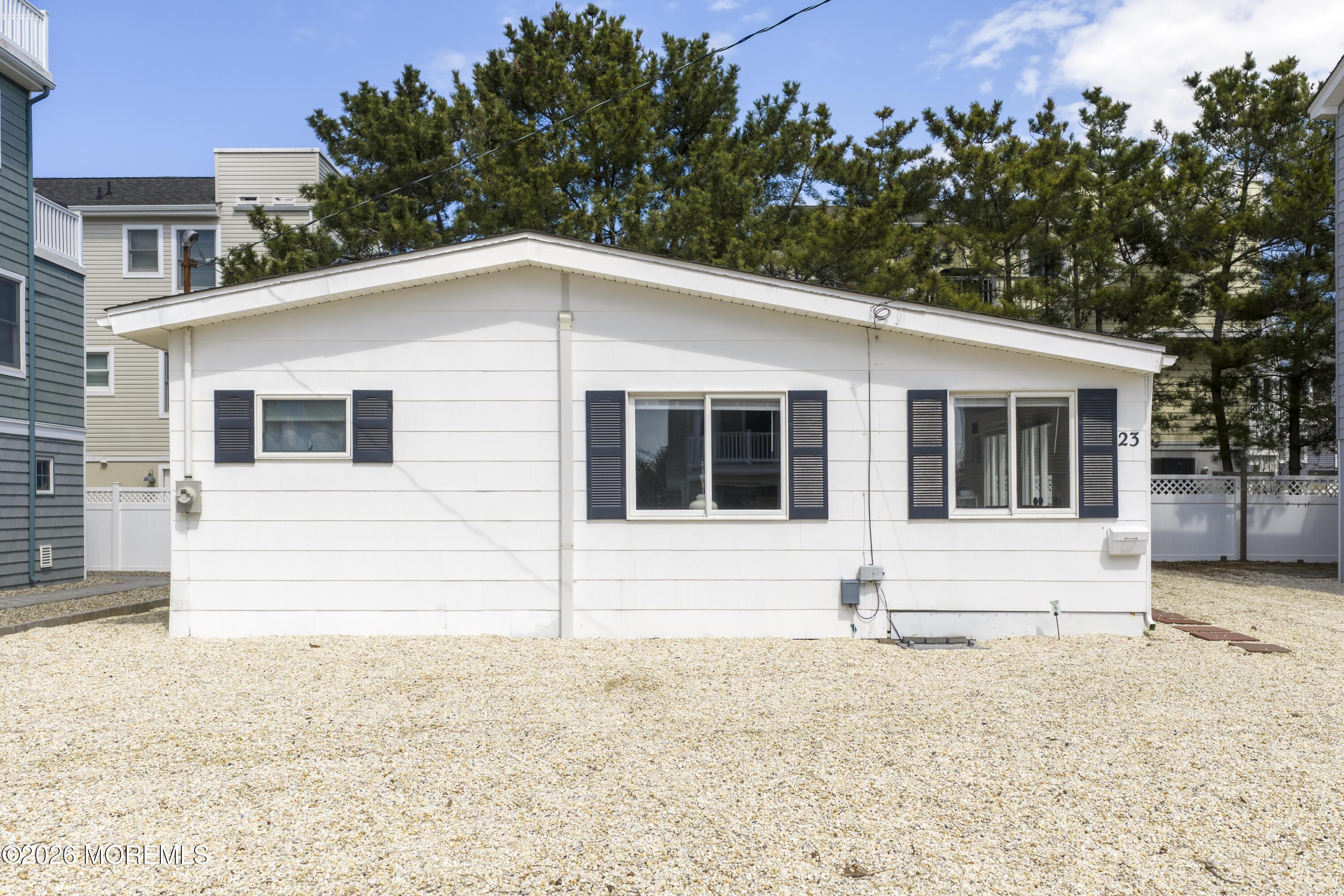 Image 3: 23_S_Tebco_Holgate (3 of 38)