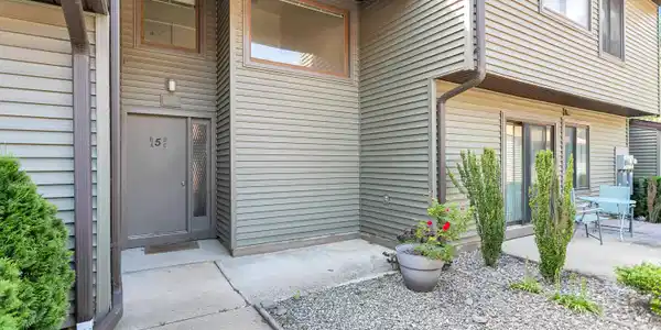 5D Auburn Court