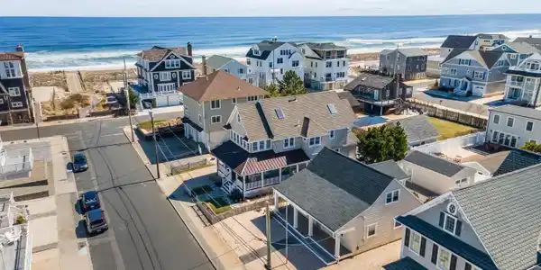 106 8th Avenue