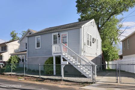 62 Seeley Avenue