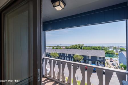 D3 Twin Light Terrace Unit D3