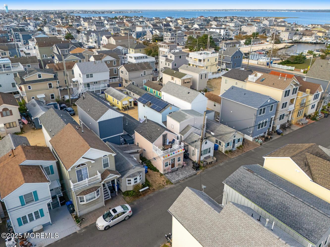 Image 3: 34 W Rutherford Ln Lavallette-large-003-