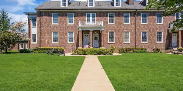 29 Russel Avenue