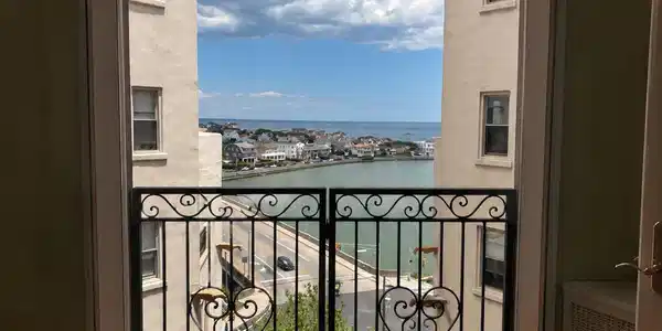 400 Deal Lake Drive Unit 8F
