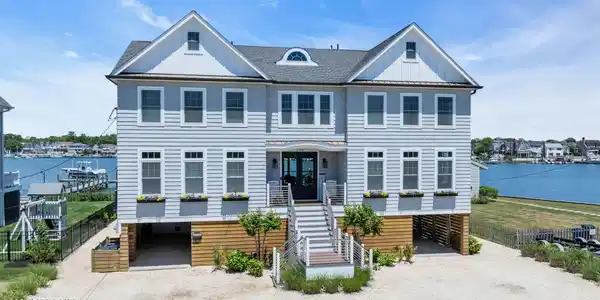 306 Fisk Avenue
