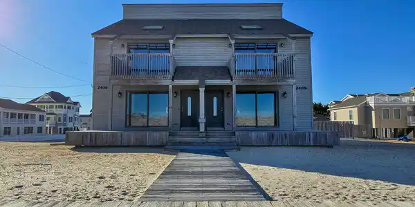 2406 Oceanfront