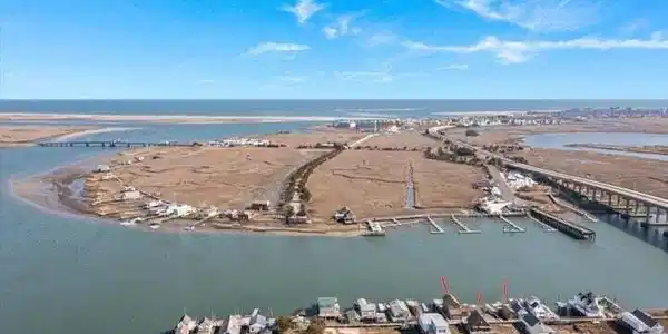 33 S Boardwalk