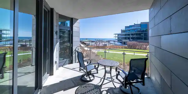 30 Melrose Terrace Unit 313