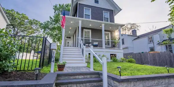 104 Division Street