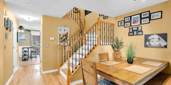 Image 3: 7-web-or-mls-DSC05445