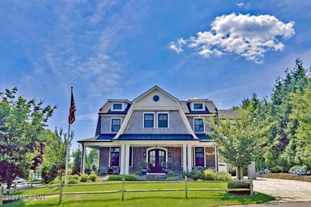 2 Dogwood Lane