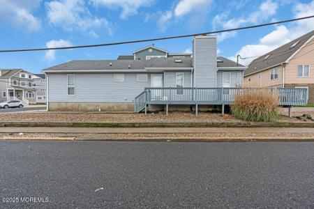207 4th Avenue
