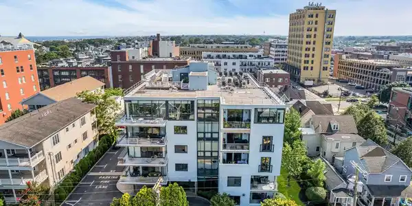 510 Monroe Avenue Unit 303