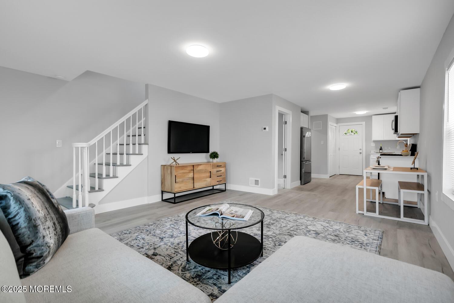 Image 1: 33 Grove Open Concept