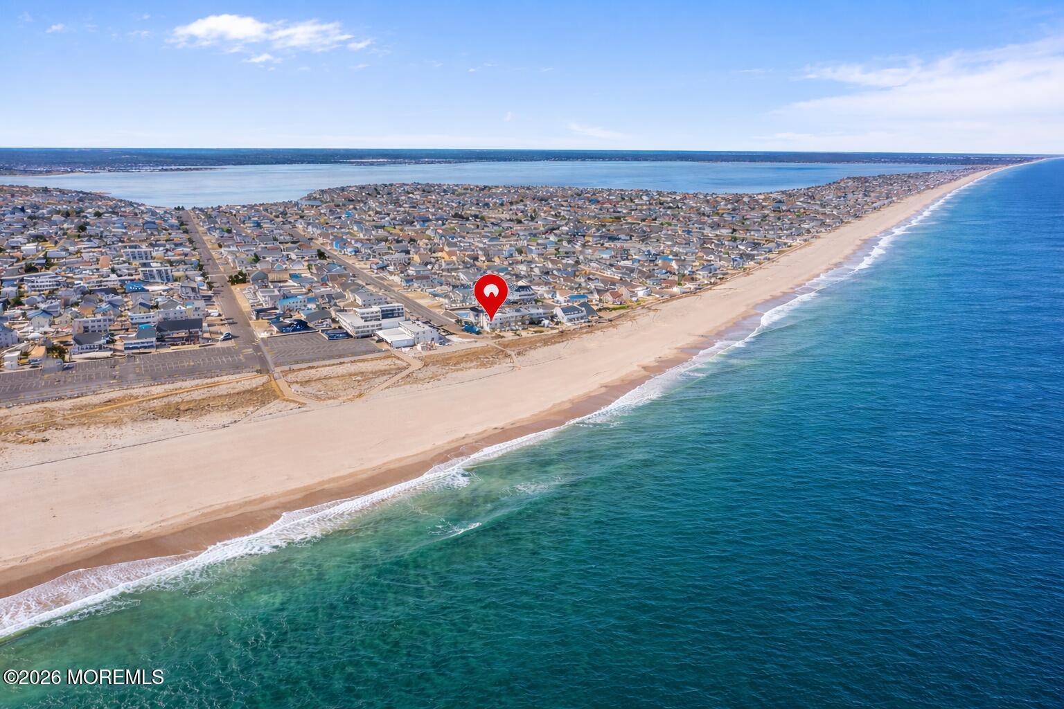 Image 1: Front photo 1