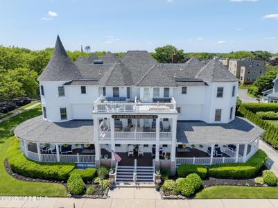 200 Monmouth Avenue Unit 19