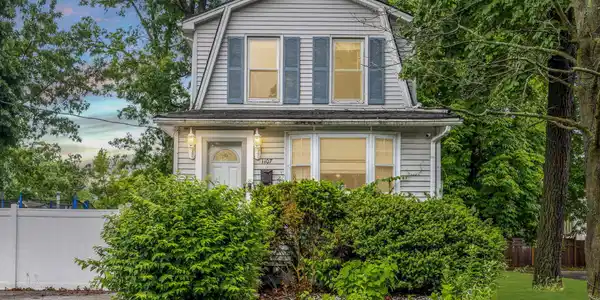 1107 Cook Avenue