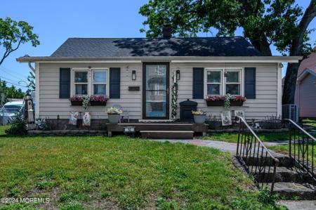 60 Lawrence Avenue