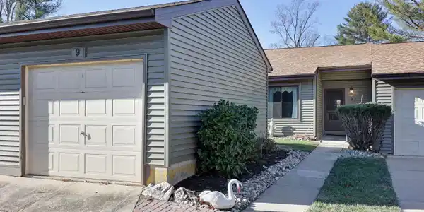 9 Auburn Court