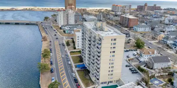 510 Deal Lake Drive Unit 5K