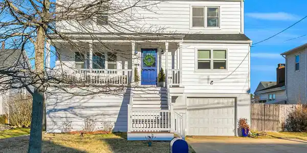 68 Waterman Avenue
